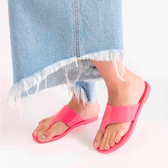 Melissa Shoes - Melissa Essential Chic Water Resistant Flip Flop Light Pink